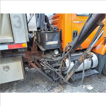 2009 International 7400 SBA 4X2 (Hartford, CT 06114)