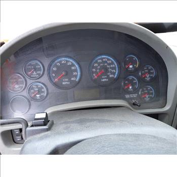 2009 International 7400 SBA 4X2 (Hartford, CT 06114)
