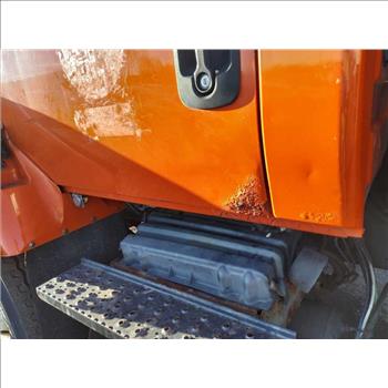 2009 International 7400 SBA 4X2 (Hartford, CT 06114)