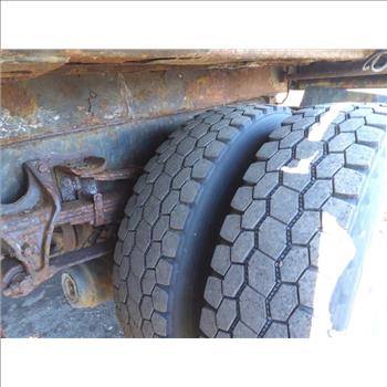 2009 International 7400 SBA 4X2 (Hartford, CT 06114)