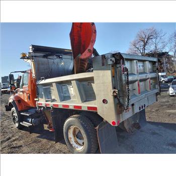 2009 International 7400 SBA 4X2 (Hartford, CT 06114)