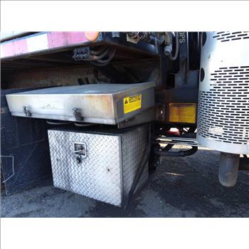 2009 International 7400 SBA 4X2 (Hartford, CT 06114)