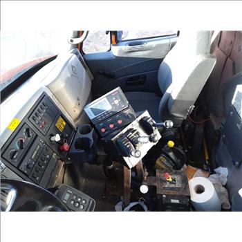 2009 International 7400 SBA 4X2 (Hartford, CT 06114)