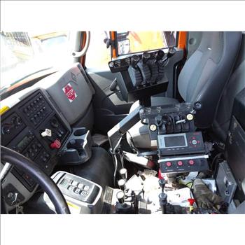 2009 International 7600 (Hartford, CT 06114)