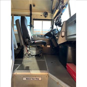 2010 Blue Bird Bus (Merced, CA 95348)