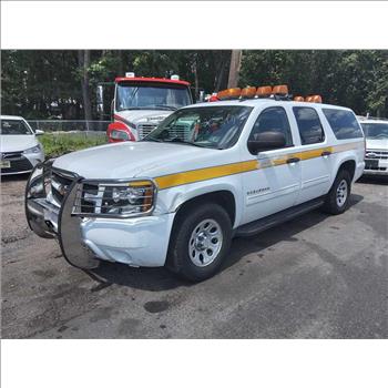 2010 Cheverolet Suburban (Staten Island, NY 10309)