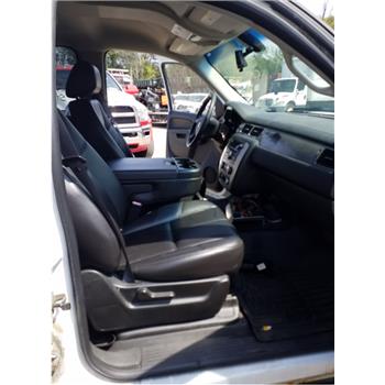 2010 Chevrolet Suburban (Staten Island, NY 10309)