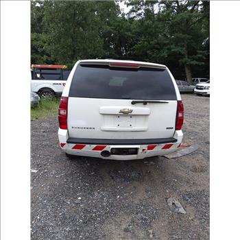 2010 Chevrolet Suburban (Staten Island, NY 10309)