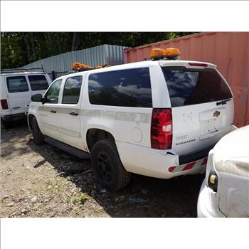 2010 Chevrolet Suburban (Staten Island, NY 10309)