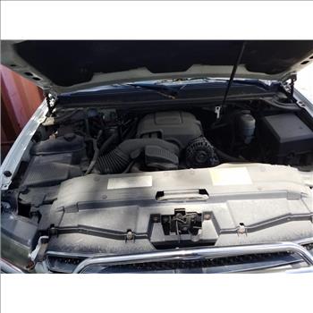 2010 Chevrolet Suburban (Staten Island, NY 10309)
