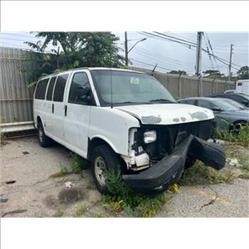 2010 Chevy Express Van (Brooklyn, NY 11214)