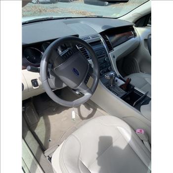 2010 Ford Taurus (Braintree, MA 02184)