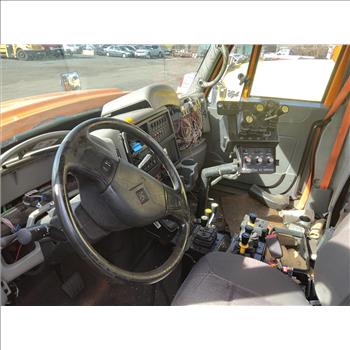 2010 International 7400 (Hartford, CT 06114)