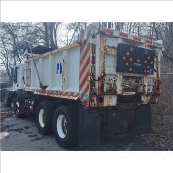 2010 Mack MRU613 (Staten Island, NY 10309)
