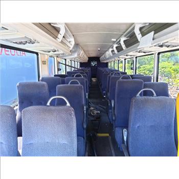 2010 Motor Coach Ind 102DL3 Intercity/D4500 (Hartford, CT 06114)