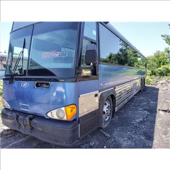 2010 Motor Coach Ind 102DL3 Intercity/D4500 (Hartford, CT 06114)