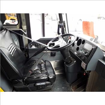 2010 Motor Coach Industries 102DL3 Intercity/D4500 (Hartford, CT 06114)