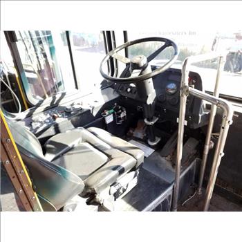 2010 New Flyer Low Floor Re-styled (Hartford, CT 06114)