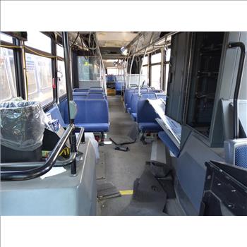 2010 NOVA Bus LFS Articulated (Hartford, CT 06114)