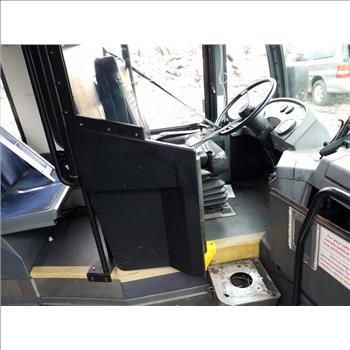 2010 NOVA L554 (Hartford, CT 06114)