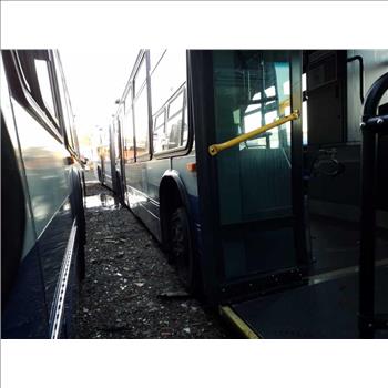 2010 NOVA L554 (Hartford, CT 06114)