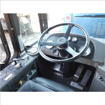 2010 NOVA L554 (Hartford, CT 06114)