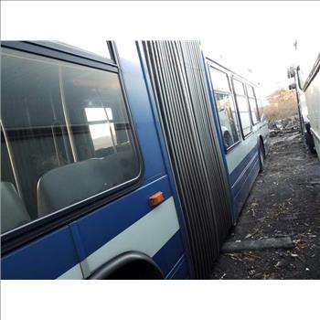 2010 NOVA L554 (Hartford, CT 06114)