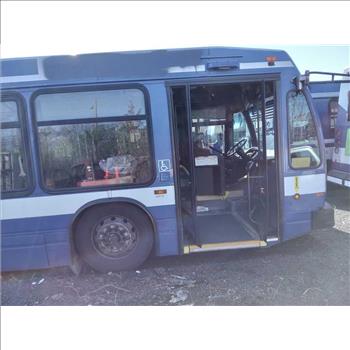 2010 NOVA L554 (Hartford, CT 06114)