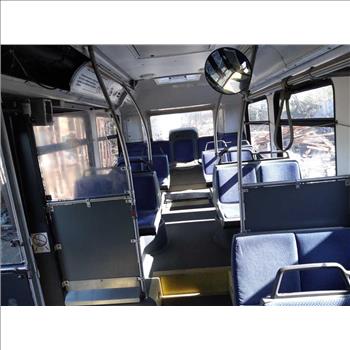 2010 NOVA L554 (Hartford, CT 06114)