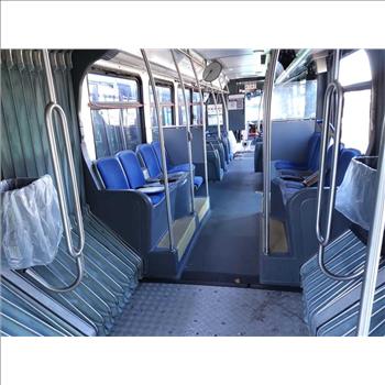 2010 NOVA L554 (Hartford, CT 06114)