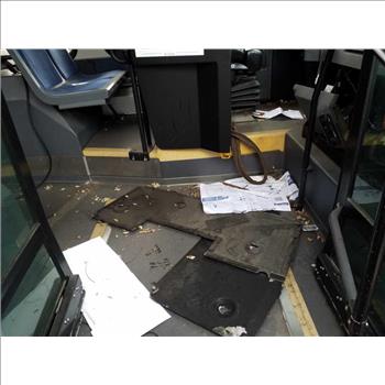 2010 NOVABUS LFS Articulated (Hartford, CT 06114)