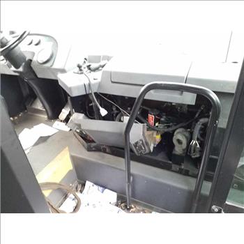 2010 NOVABUS LFS Articulated (Hartford, CT 06114)