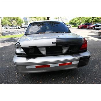 2011 Ford Crown Victoria (Aventura, FL 33180)