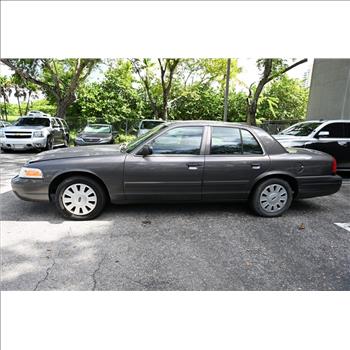 2011 Ford Crown Victoria (Aventura, FL 33180)