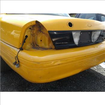 2011 Ford Crown Victoria (Brooklyn, NY 11214)