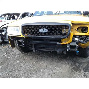 2011 Ford Crown Victoria (Brooklyn, NY 11214)