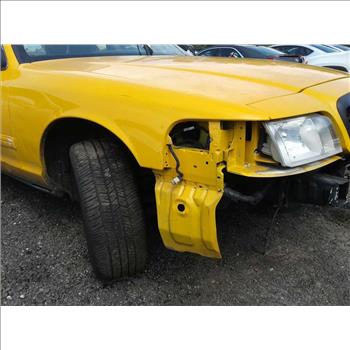 2011 Ford Crown Victoria (Brooklyn, NY 11214)