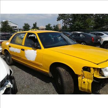 2011 Ford Crown Victoria (Brooklyn, NY 11214)