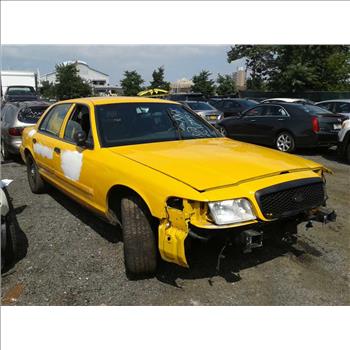 2011 Ford Crown Victoria (Brooklyn, NY 11214)