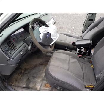 2011 Ford Crown Victoria (Hartford, CT 06114)