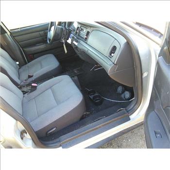 2011 Ford Crown Victoria (Hartford, CT 06114)