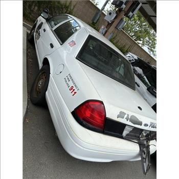 2011 Ford Crown Victoria (Murrieta, CA 92562)