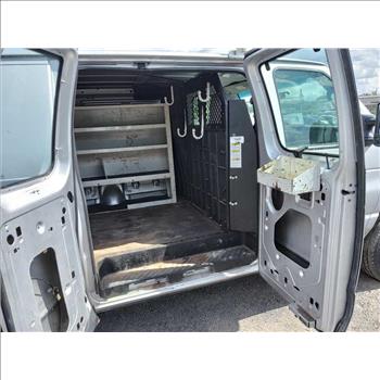 2011 Ford E-350 (Hartford, CT 06114)