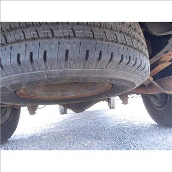 2011 Ford E-350 (Hartford, CT 06114)