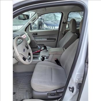 2011 Ford Escape Hybrid (Staten Island, NY 10309)