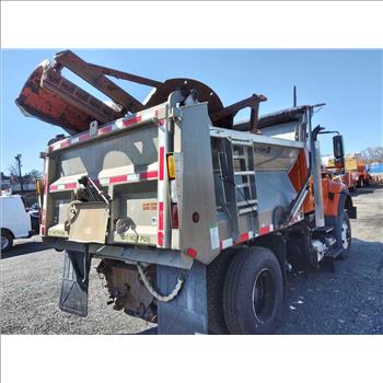 2011 International 7400 (Hartford, CT 06114)