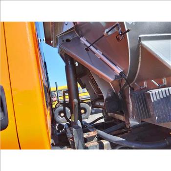 2011 International 7400 (Hartford, CT 06114)