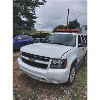 2012 Chevrolet Suburban (Staten Island, NY 10309)