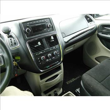 2012 Dodge Caravan 7 Passenger Van (Hartford, CT 06114)