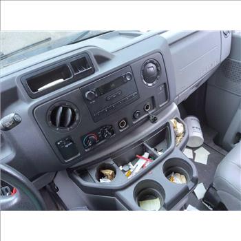 2012 Ford E150 (Hartford, CT 06114)